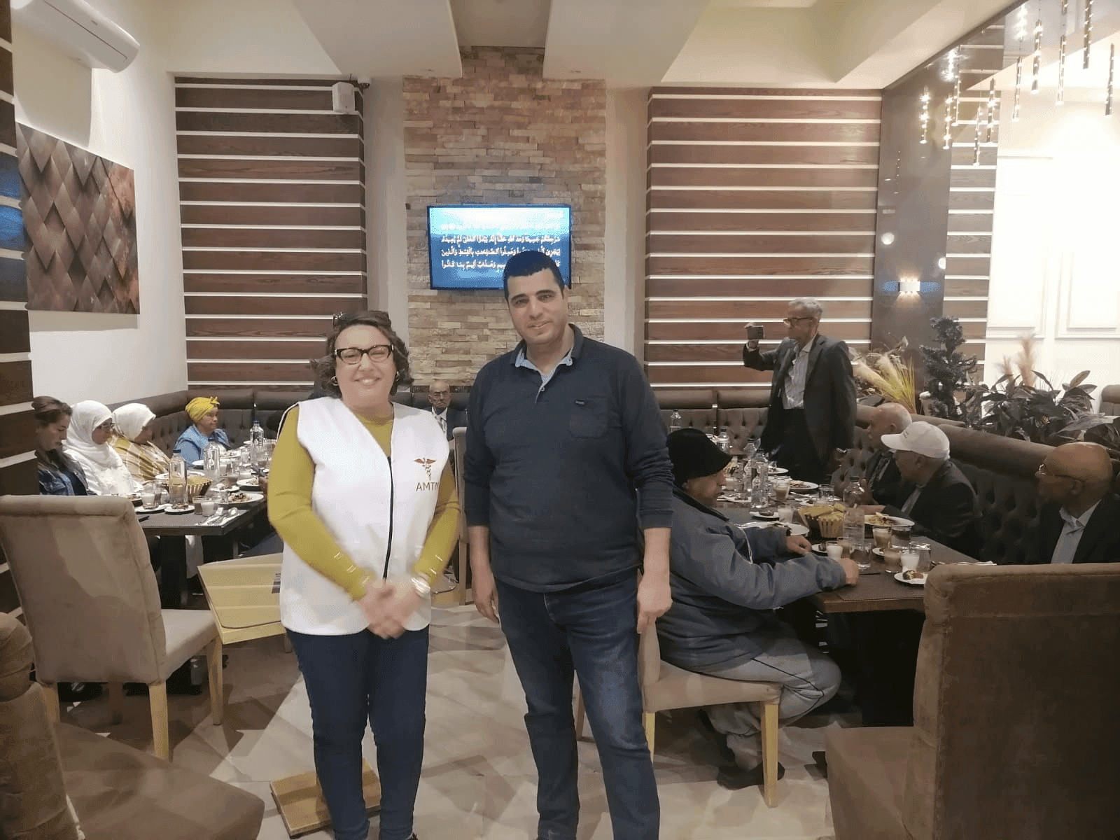 Photo Dîner solidaire au profit de 20 parents et mères résidents