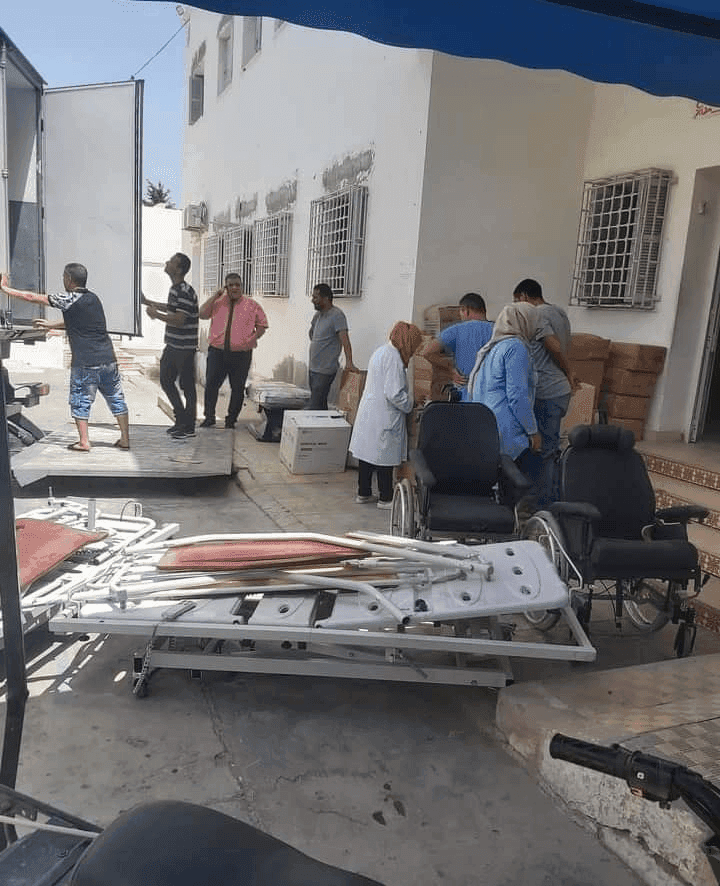 Photo Distribution de matériel médical au profit de plusieurs structures sanitaires en Tunisie