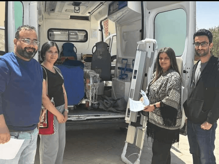 Photo Don de matériel médical au service des urgences – Hôpital Moulares