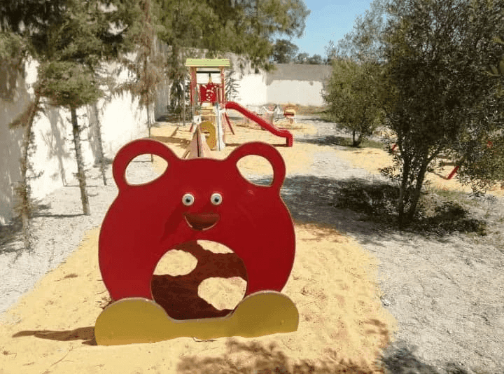 Photo Aménagement d’un espace de jeux extérieurs pour le centre des enfants autistes d’Enfidha