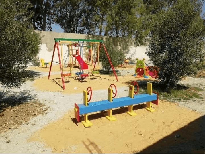 Photo Aménagement d’un espace de jeux extérieurs pour le centre des enfants autistes d’Enfidha