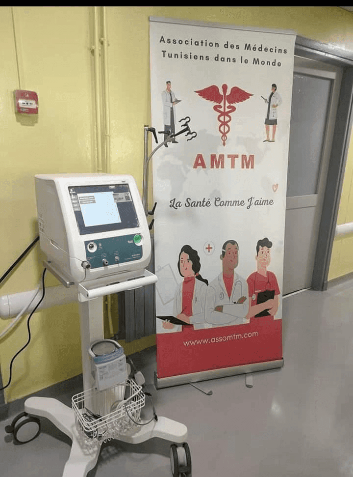 Photo Acquisition et remise d’un respirateur SLE6000 au service de réanimation de Béni Khalled