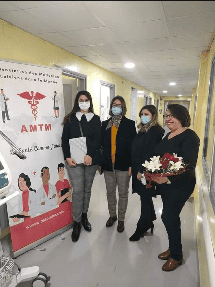 Photo Acquisition et remise d’un respirateur SLE6000 au service de réanimation de Béni Khalled