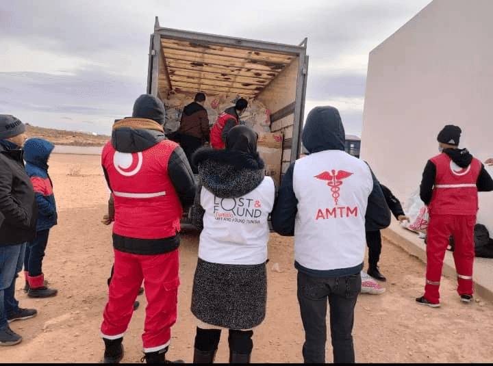 Photo Distribution de denrées alimentaires et vêtements d’hiver au profit de 370 élèves et 60 familles à Kasserine