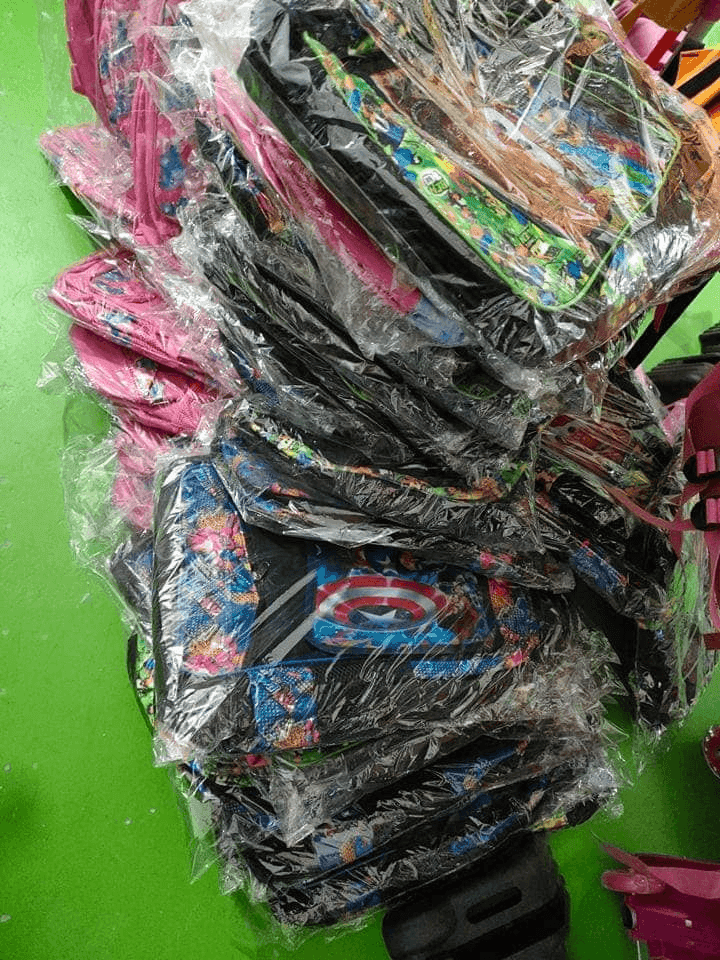 Photo Distribution de fournitures scolaires pour 211 élèves à Kasserine