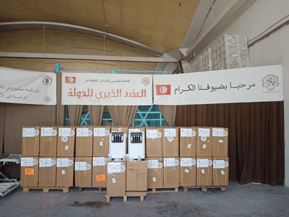 Photo Réception et lancement de la distribution de 100 concentrateurs d’oxygène (10L/min)