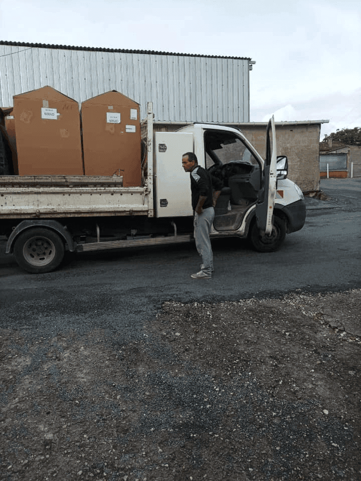 Photo Achat et rapatriement de 3 tables de réanimation et 1 couveuse néonatale – Hôpital du CHU Hached