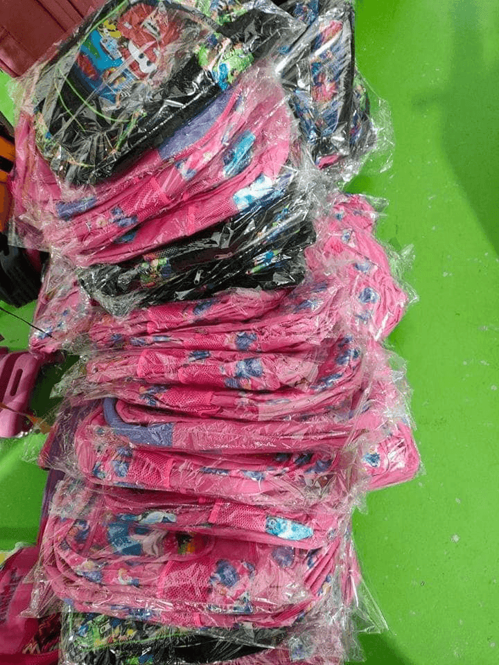 Photo Distribution de fournitures scolaires pour 211 élèves à Kasserine